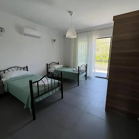 Hotel Goecekte 4+1 Havuzlu Lueks Villa, Goecek 4*