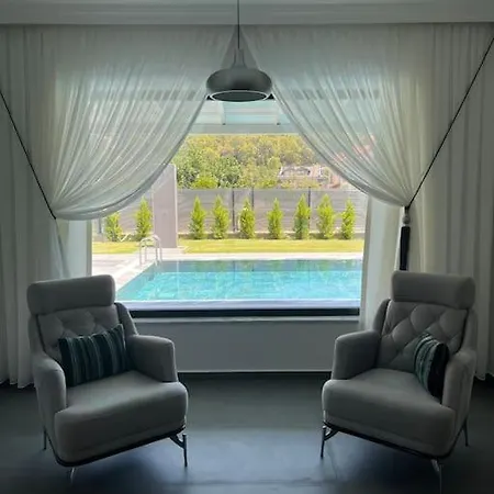 Goecekte 4+1 Havuzlu Lueks Villa, Goecek Hotel Fethiye