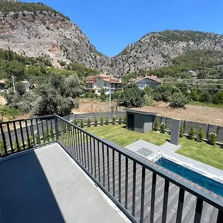 Gocekte 4+1 Havuzlu Luks Villa, Gocek *