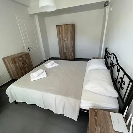 Hotel Goecekte 4+1 Havuzlu Lueks Villa, Goecek 4*