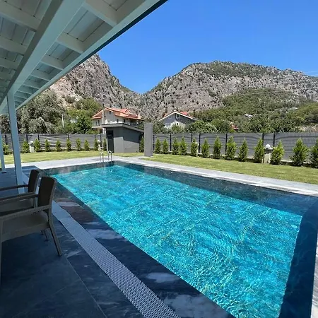 Hotel Goecekte 4+1 Havuzlu Lueks Villa, Goecek Fethiye